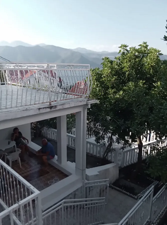 Prodaja, kuća, 168m², Krašići, Tivat