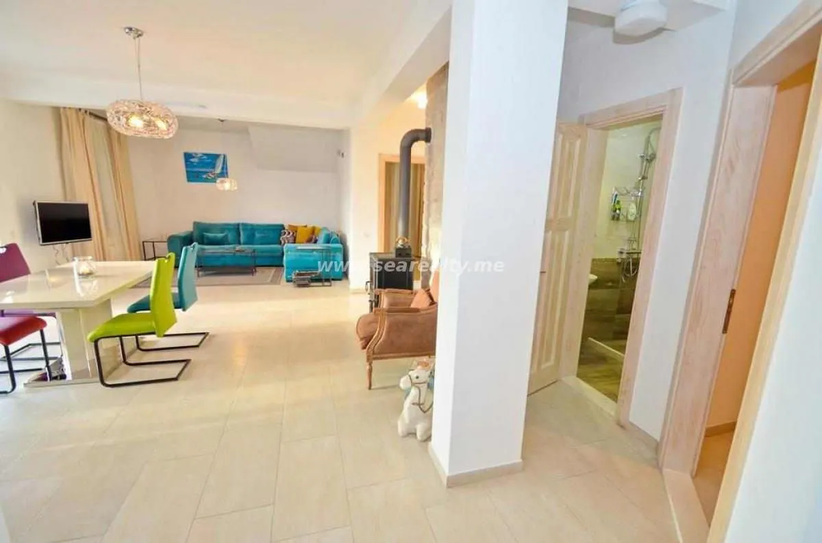 Prodaja, kuća, 105m², Tivat, Crna Gora