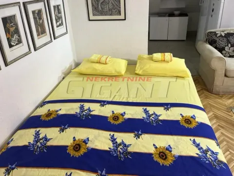 Prodaja, trosoban stan, 80m², Stari Grad, Beograd - image 9