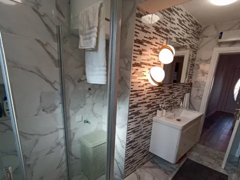 Rent, two bedroom apartment, 65m², Šušanj, Bar - image 8