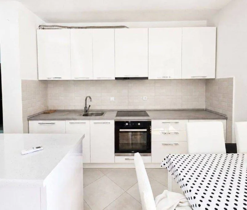 Sale, two bedroom apartment, 58m², Bečići, Budva