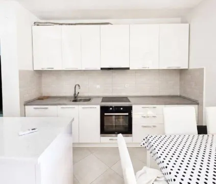 Sale, two bedroom apartment, 58m², Bečići, Budva - image 3