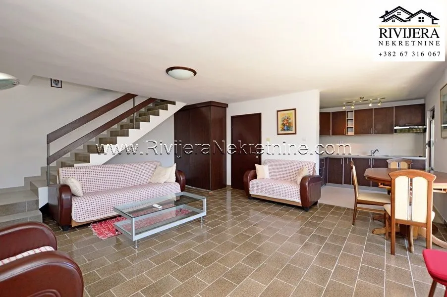 Prodaja, kuća, 110m², Njivice, Herceg Novi