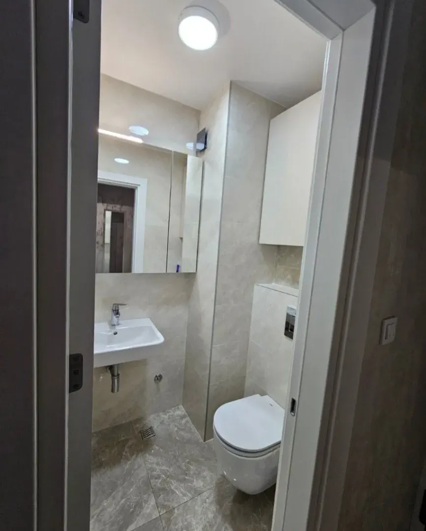 Prodaja, dvosoban stan, 70m², Tološka šuma, Podgorica