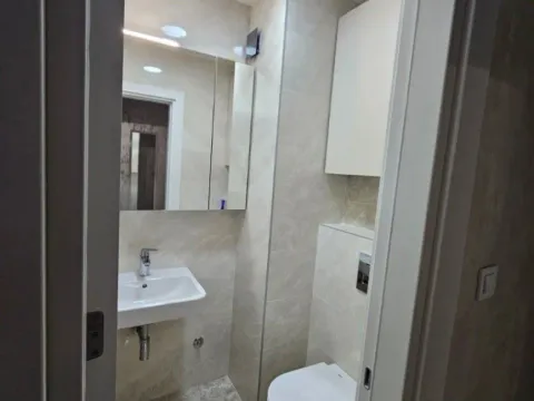 Prodaja, dvosoban stan, 70m², Tološka šuma, Podgorica - image 9