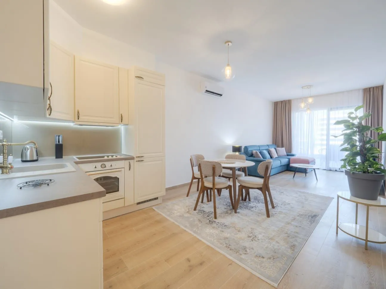 Rent, one bedroom apartment, 60m², Budva, Crna Gora