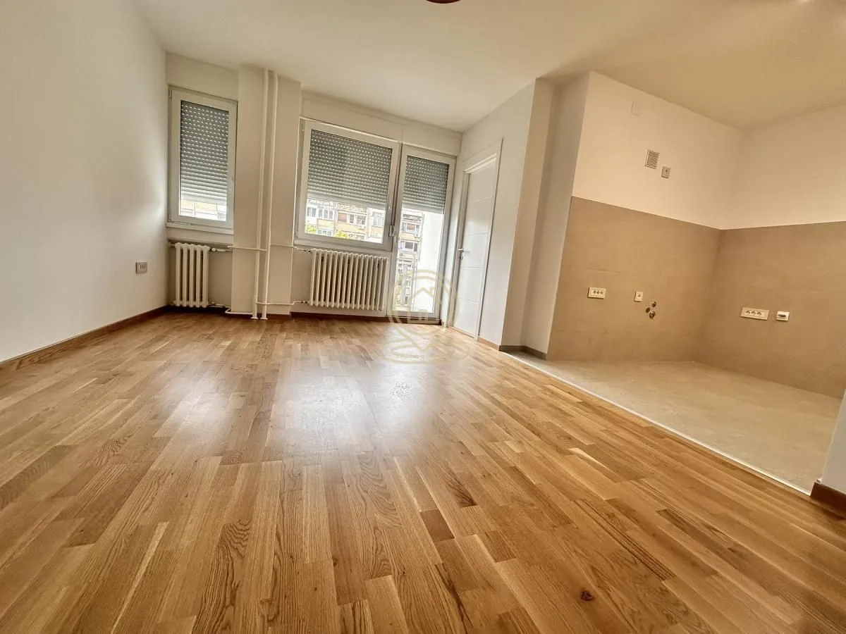 Prodaja, dvosoban stan, 49m², Sajmište, Novi Sad