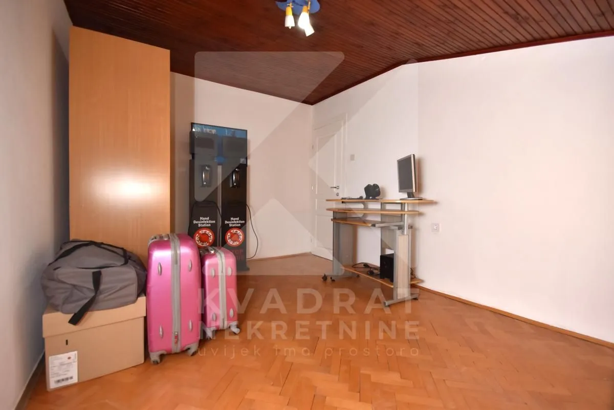 Rent, three bedroom apartment, 90m², Stari Aerodrom, Podgorica