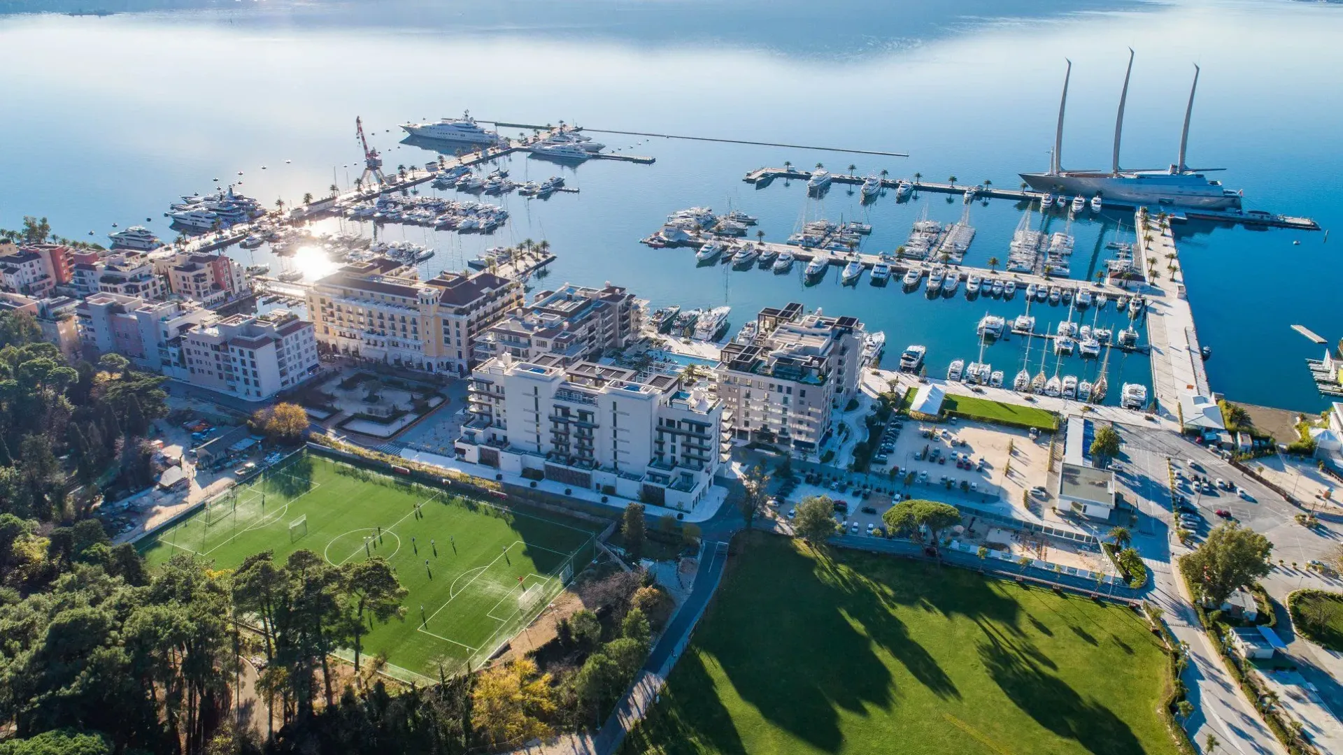 Prodaja, dvosoban stan, 91m², Centar, Tivat