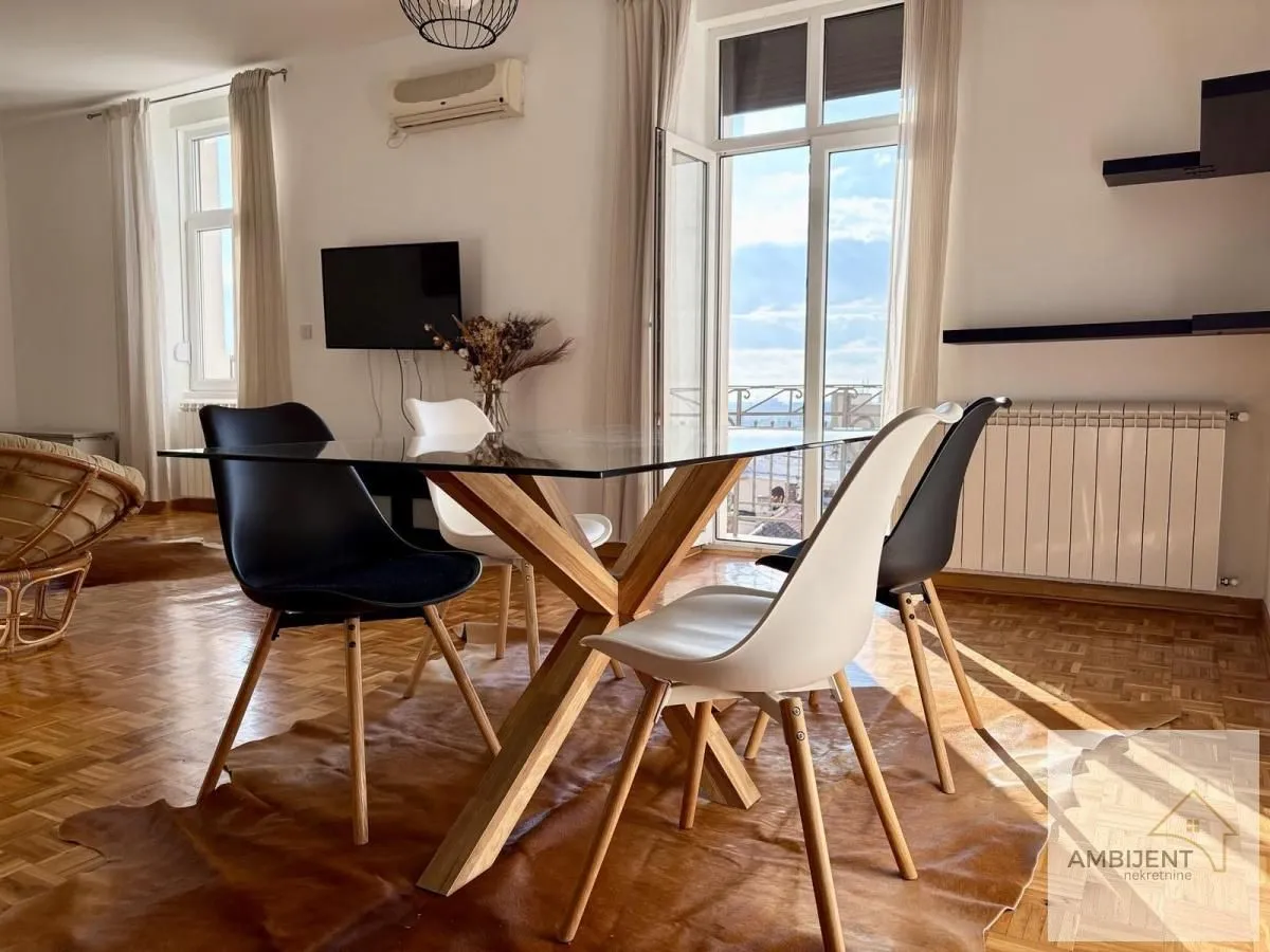 Prodaja, trosoban stan, 144m², Stari Grad, Beograd