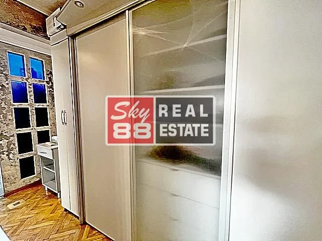 Prodaja, dvosoban stan, 50m², Kalenić Pijaca, Vračar Sve Podlokacije