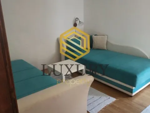 Izdavanje, kuća, 150m², Bioče, Podgorica - image 5