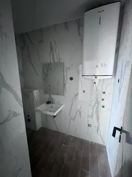 Prodaja, dvosoban stan, 89m², Gorica C, Podgorica - image 7