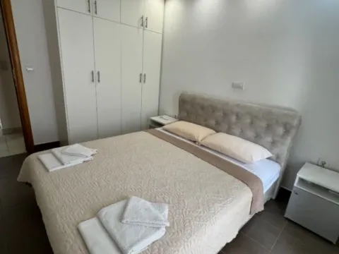 Izdavanje, jednosoban stan, 60m², Bečići, Budva - image 12