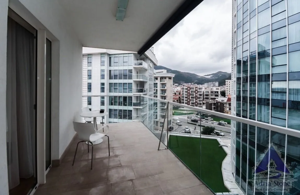 Sale, one bedroom apartment, 65m², Centar, Budva