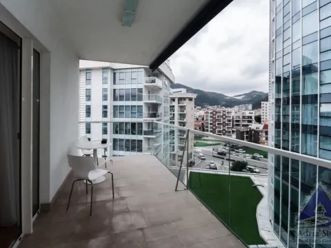 Prodaja, jednosoban stan, 65m², Centar, Budva - image 3