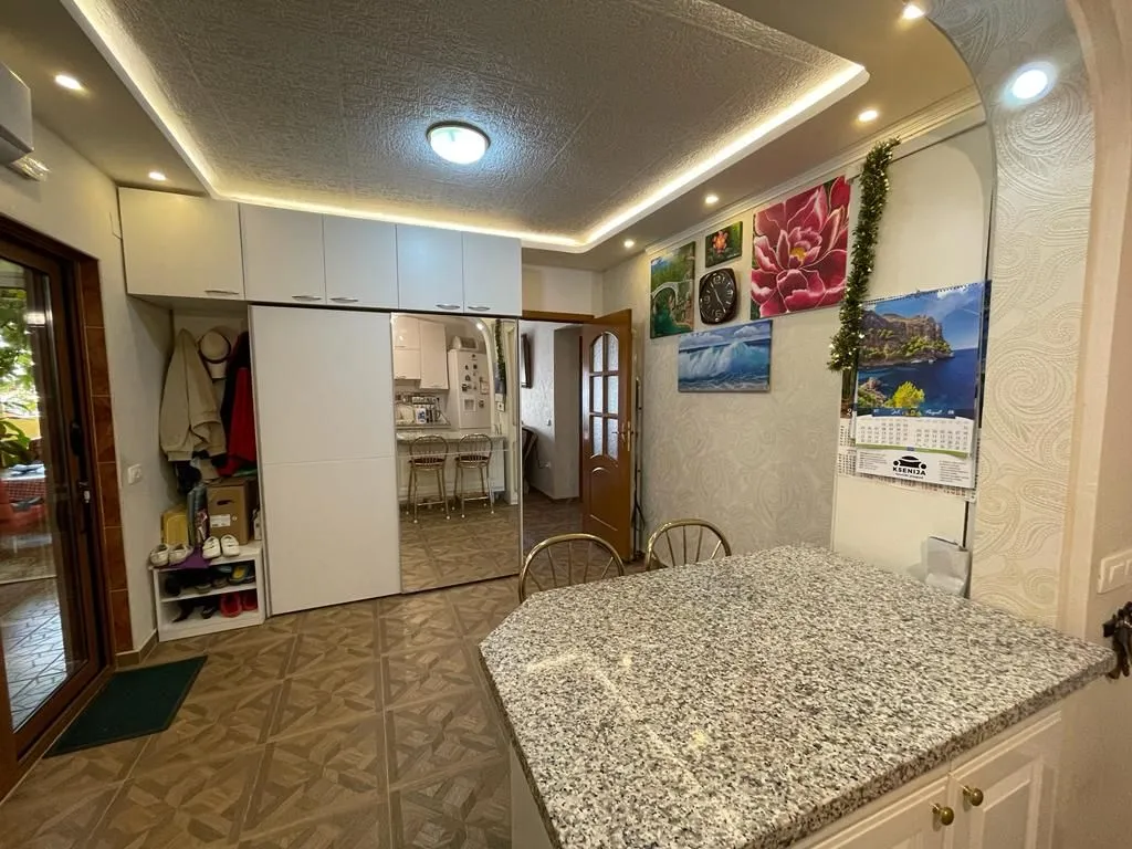 Prodaja, kuća, 120m², Sutomore, Bar