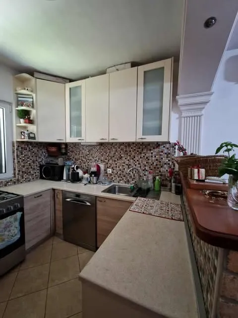 Rent, three bedroom apartment, 94m², Podgorica, Crna Gora