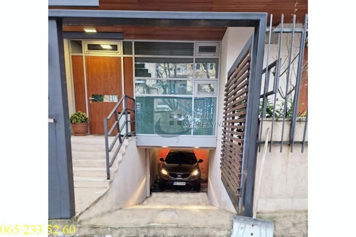 Sale, apartment, 170m², Savski Venac, Beograd