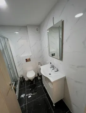 Rent, one bedroom apartment, 38m², Bečići, Budva - image 10