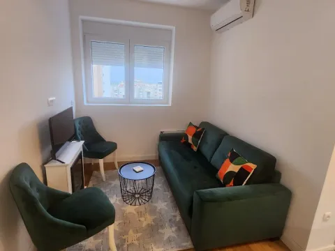 Prodaja, stan, 28m², Centar, Podgorica - image 13
