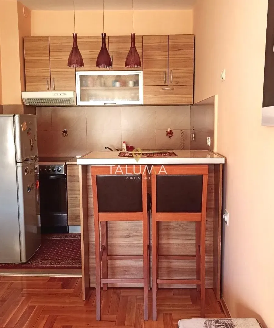 Rent, studio apartment, 32m², Momišići, Podgorica