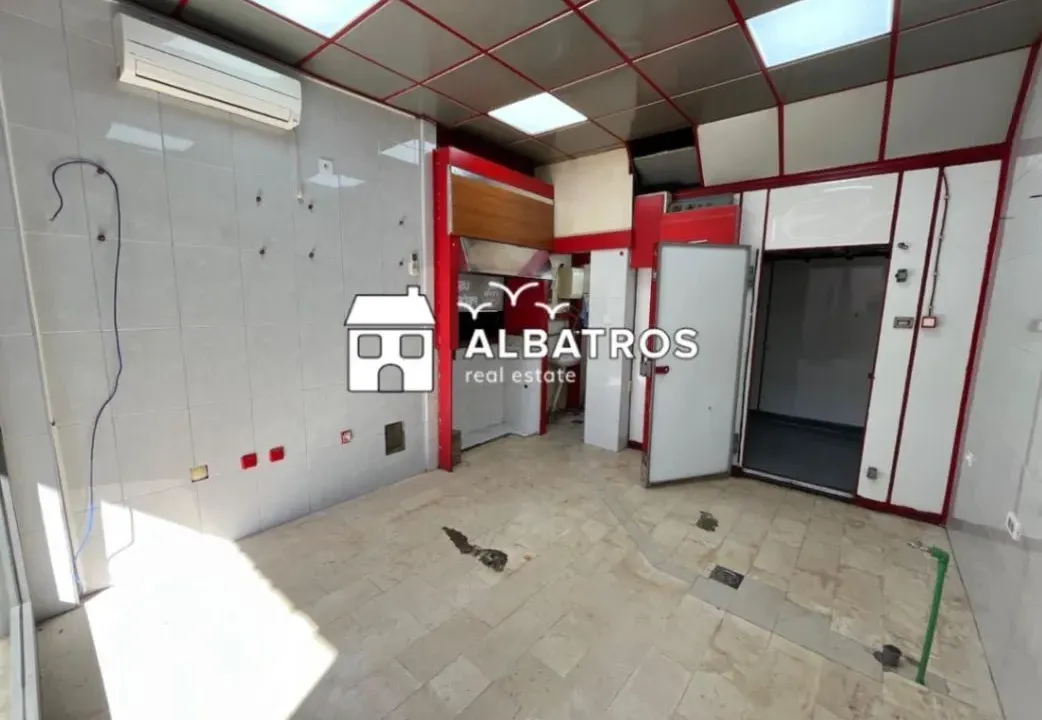 Prodaja, poslovni prostor, 22m², Centar, Bar