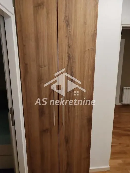Rent, three bedroom apartment, 77m², Crveni Krst, Beograd