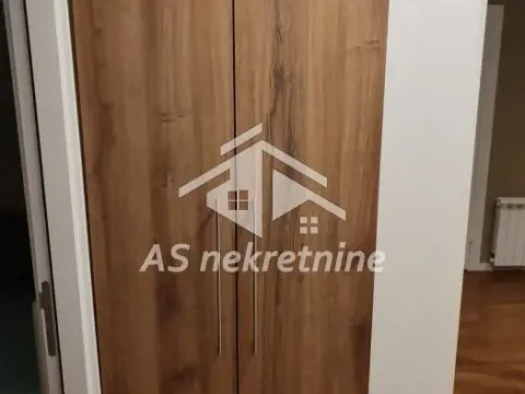 Izdavanje, trosoban stan, 77m², Vračar Sve Podlokacije, Beograd - image 35