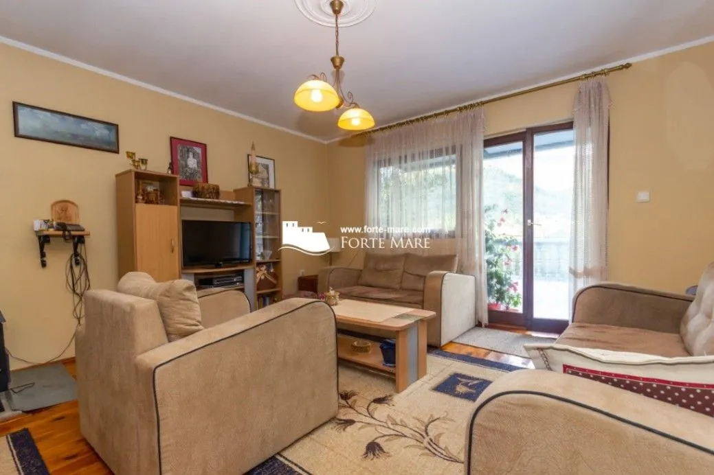 Prodaja, kuća, 159m², Sutorina, Herceg Novi