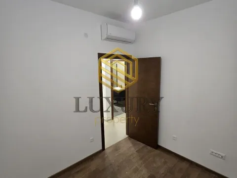 Izdavanje, trosoban stan, 81m², Vezirov Most, Podgorica - image 5