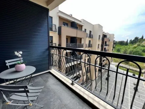 Izdavanje, dvosoban stan, 72m², Ljubović, Podgorica - image 11