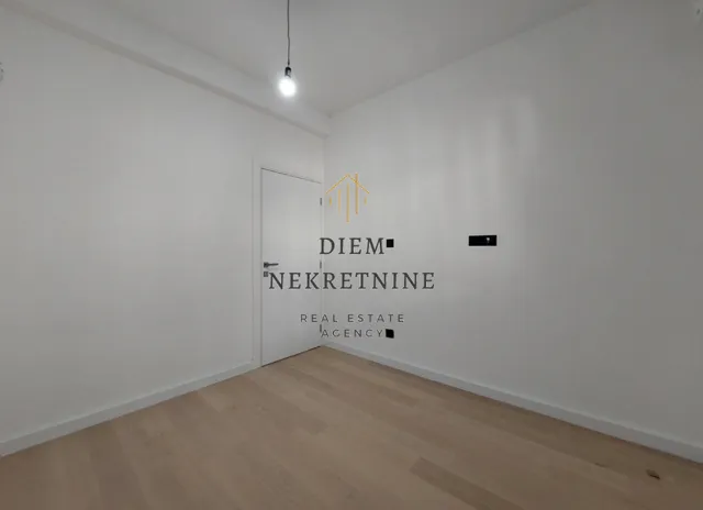 Prodaja, dvosoban stan, 55m², Dobrota, Kotor