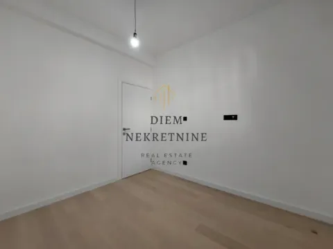 Sale, two bedroom apartment, 55m², Dobrota, Kotor - image 5