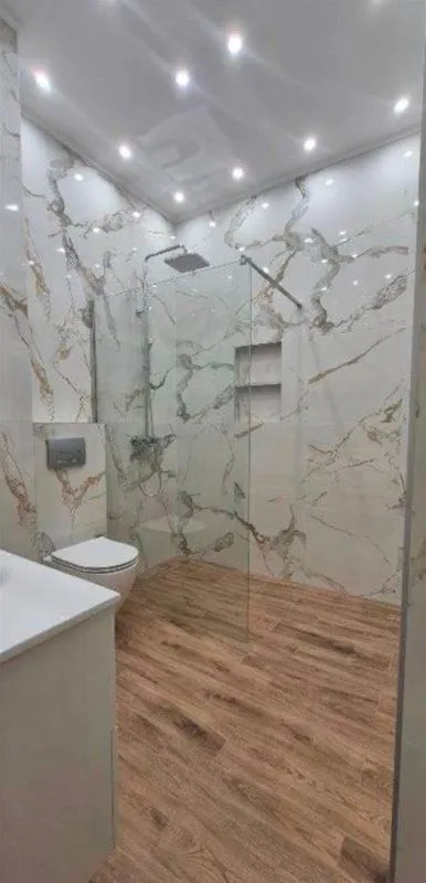 Izdavanje, četvorosoban stan, 144m², Vračar Sve Podlokacije, Beograd