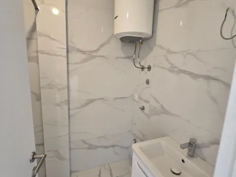 Prodaja, jednosoban stan, 49m², Dumidran, Tivat - image 5