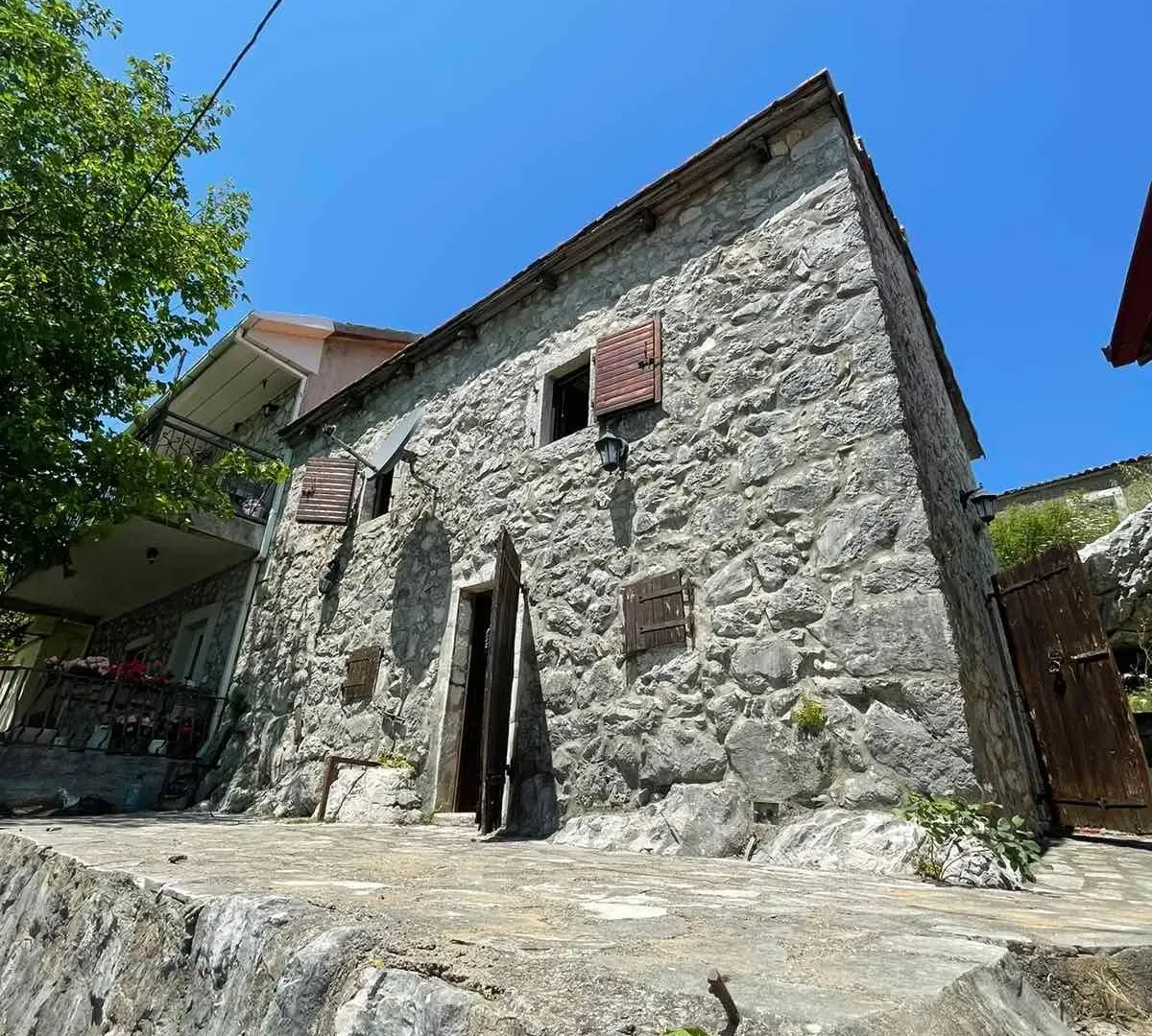 Sale, house, 72m², Bar, Crna Gora