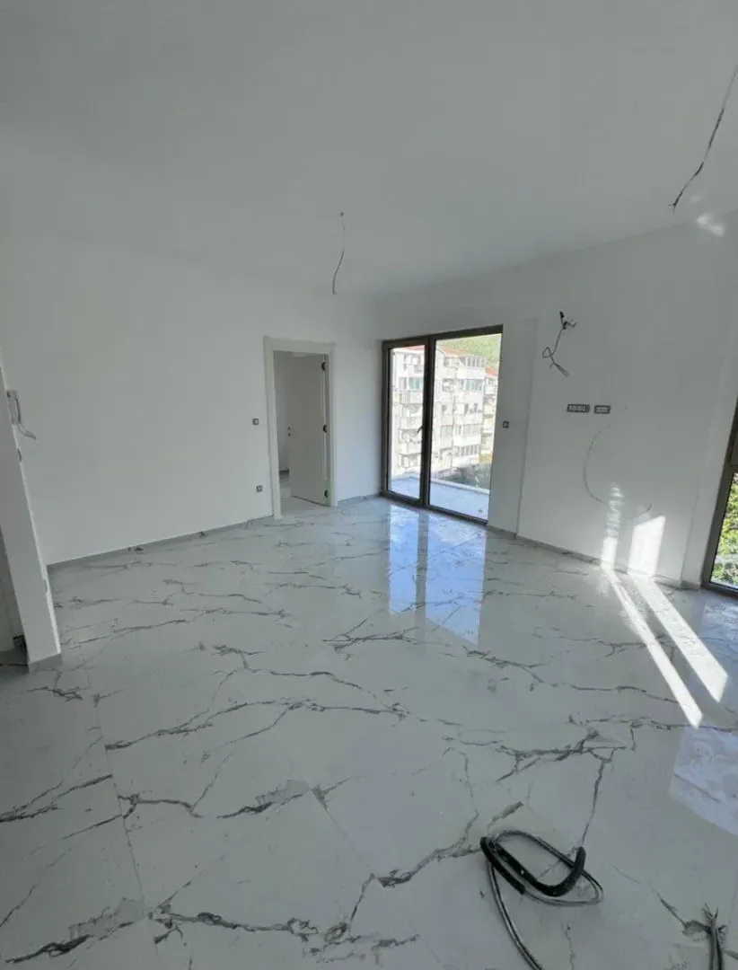 Sale, three bedroom apartment, 105m², Mainski Put, Budva