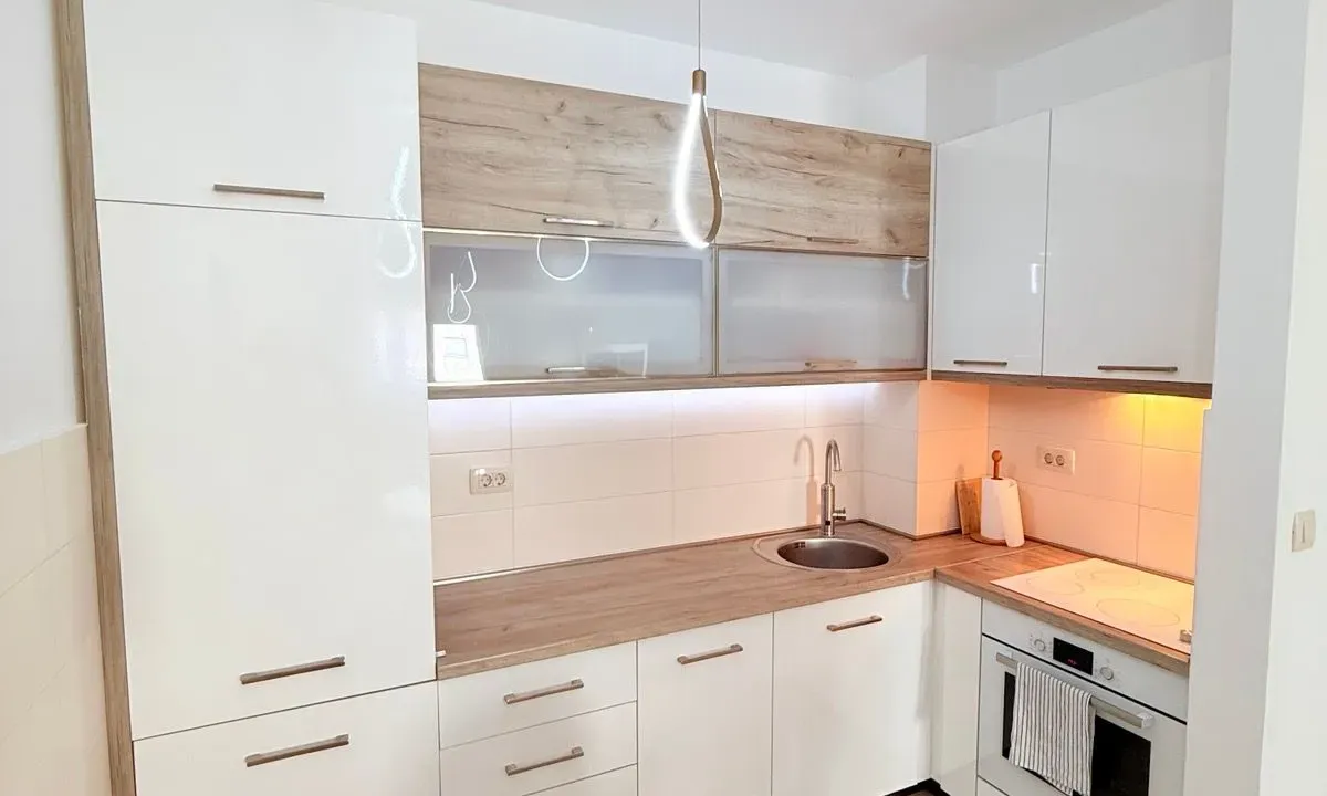 Izdavanje, jednosoban stan, 47m², City Kvart, Podgorica