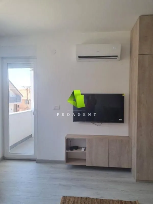 Rent, apartment, 33m², Pantelej, Niš