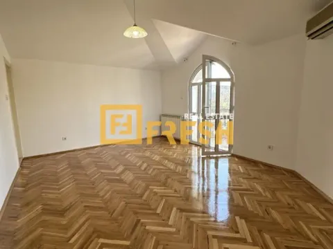 Rent, house, 230m², Dahna, Podgorica - image 3