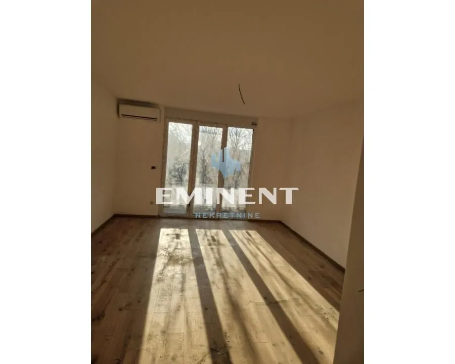 Sale, three bedroom apartment, 64m², Zemun Gornji Grad, Zemun Sve Podlokacije