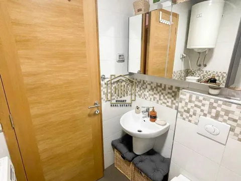 Izdavanje, jednosoban stan, 52m², City Kvart, Podgorica - image 5