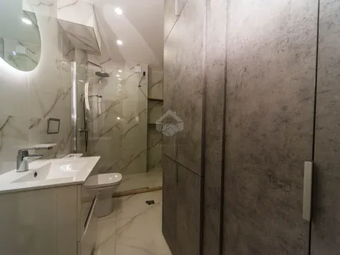 Prodaja, dvosoban stan, 63m², Centar, Podgorica - image 10