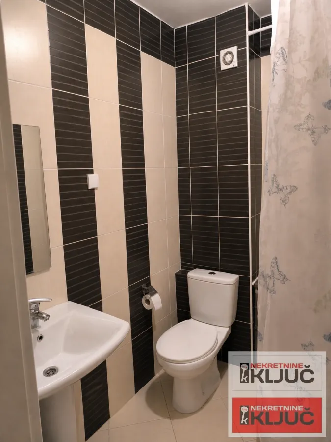 Prodaja, trosoban stan, 86m², Bulevar Oslobodjenja, Novi Sad Sve Podlokacije