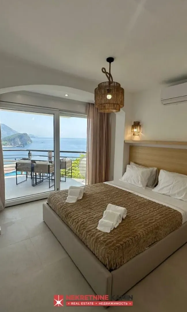Sale, two bedroom apartment, 70m², Vidikovac, Budva
