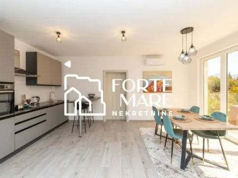 Sale, two bedroom apartment, 70m², Đenovići, Herceg Novi - image 6