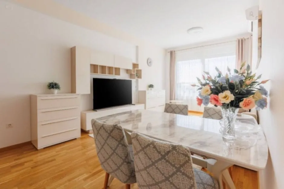 Sale, one bedroom apartment, 50m², Bečići, Budva