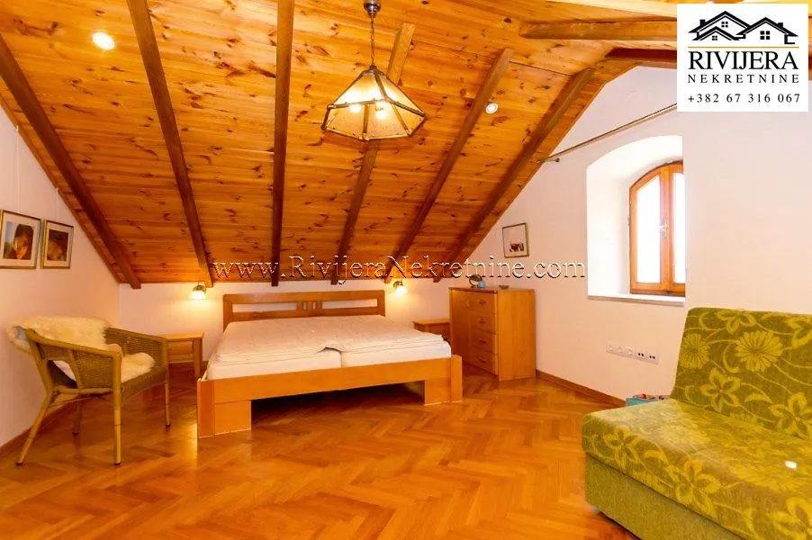 Prodaja, kuća, 226m², Podi, Herceg Novi