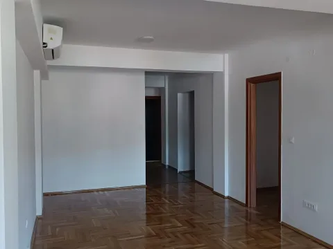 Sale, two bedroom apartment, 87m², Preko Morače, Podgorica - image 15